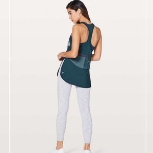Lululemon Athletic Racerback Tank Top Size 6 W/ Built-In Bra‎ Yoga Training Navy